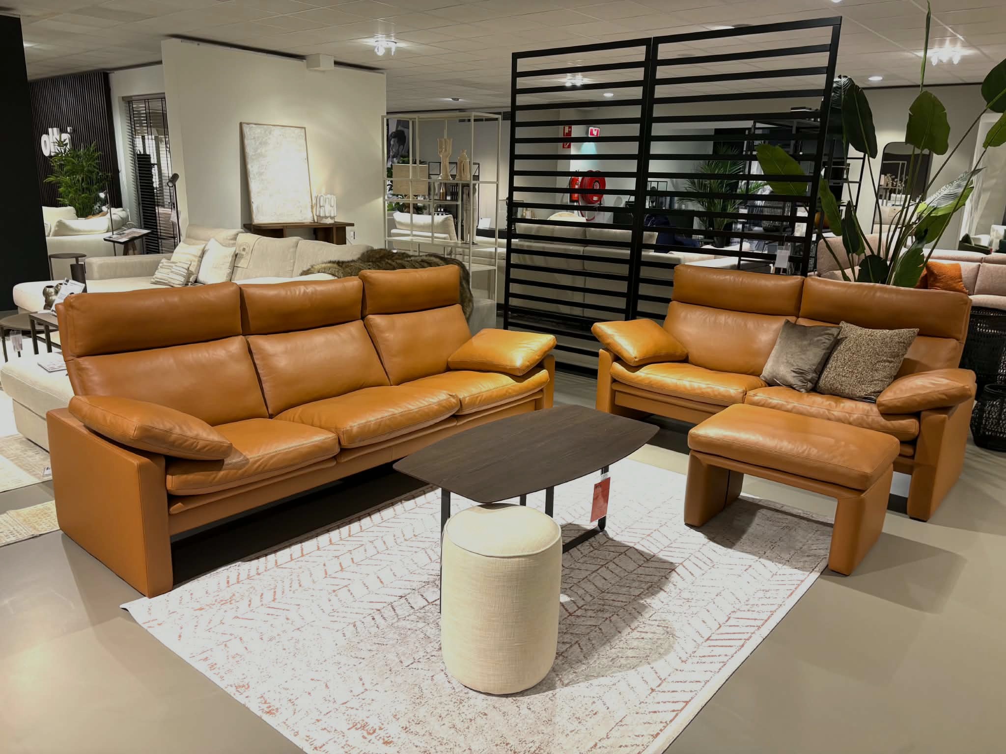 Bankstel 3+2+poef ERPO Manhattan - Nibema
